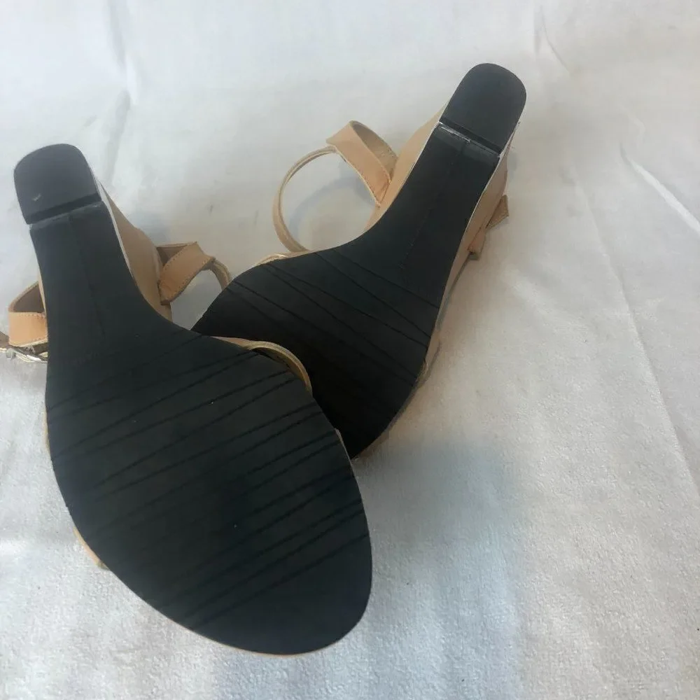 Vaneli Camel Tan Strappy Low Wedge Slingback Sandals size 8 1/2.   C